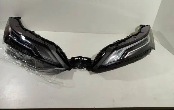 Nissan X-Trail T33 Headlight/headlamp