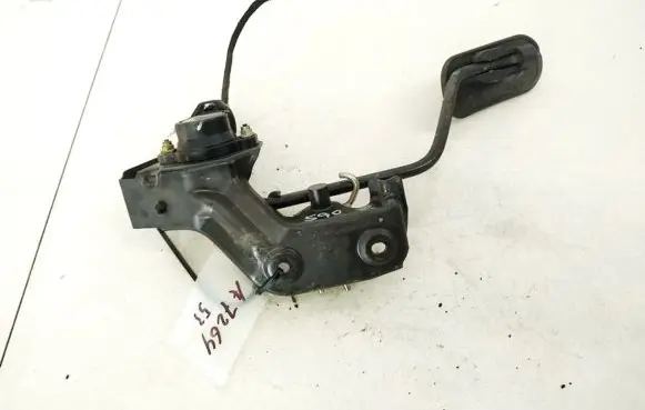 Toyota Avensis Verso Accelerator throttle pedal