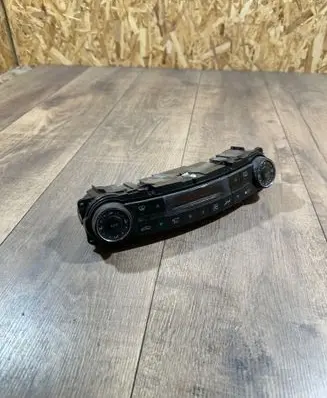 Mercedes-Benz E W211 Climate control unit 2118300685 00121903