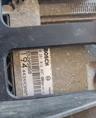 Fiat Croma Engine control unit/module 0281012897