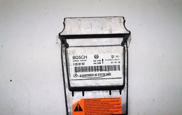Mercedes-Benz R W251 Airbag control unit/module 0285001997 A1648209826