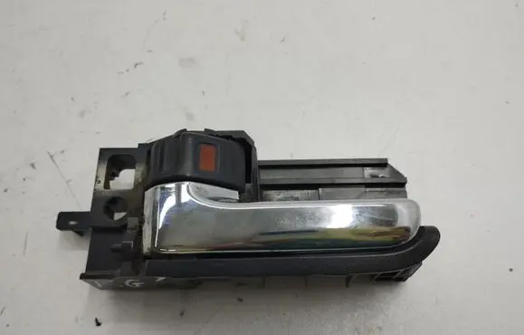 Rear door interior handle