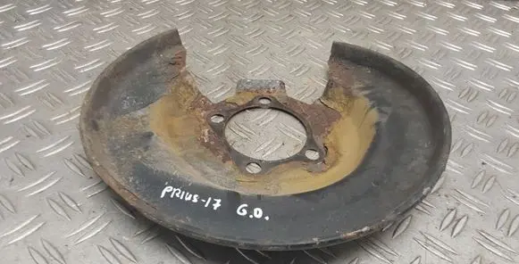 Toyota Prius (XW50) Rear brake disc plate dust cover 