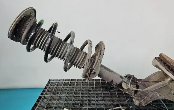 Land Rover Evoque I Front shock absorber/damper GJ3218K001GA IMPRK1553738