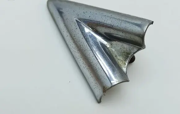 Jaguar XJS Rear side glass trim 