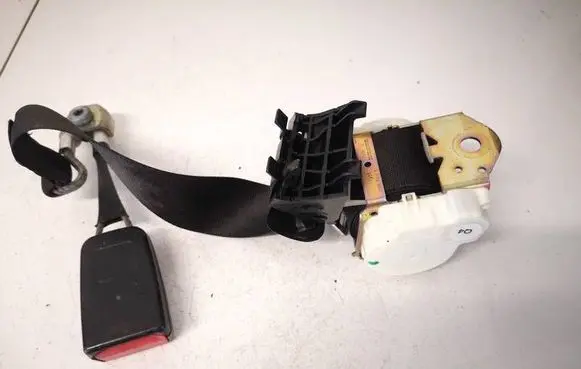 Mercedes-Benz S W221 Middle seatbelt (rear) 33055612B