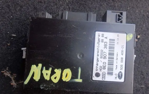 Volkswagen Touran I Tow bar trailer control unit/module 