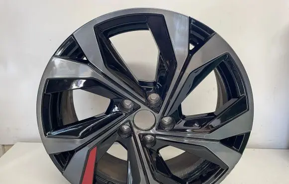 Renault Arkana R18 alloy rim 403001407R 403003156R 403009719R