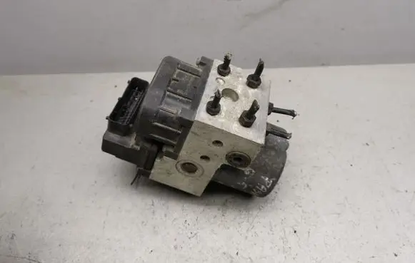 Audi A4 S4 B5 8D ABS Pump 0273004281 8E0614111AB 0265216559