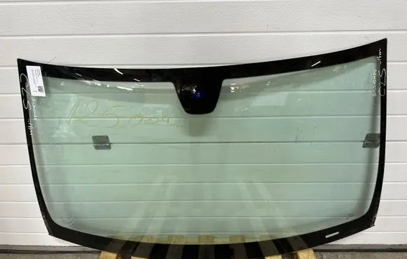 Mercedes-Benz CLS C218 X218 Front windscreen/windshield window 