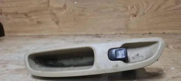 Volvo S60 Electric window control switch 30658696