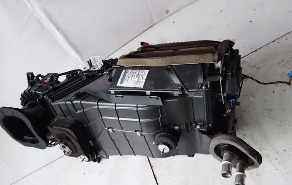 Audi Q7 4L Interior heater climate box assembly 4L1820003N