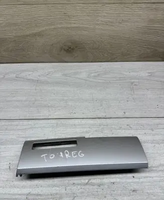 Volkswagen Touareg I Dashboard glove box trim 7L6857221H