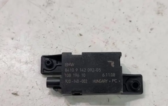BMW 7 F01 F02 F03 F04 Bluetooth antenna 9142092 10819610 920140002
