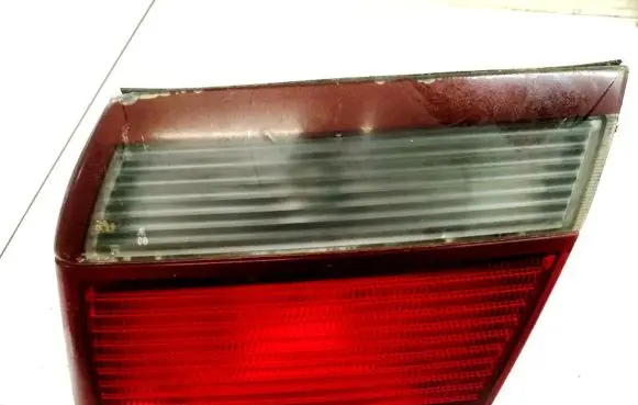 Mazda 626 Tailgate rear/tail lights 22661827 2266-61827