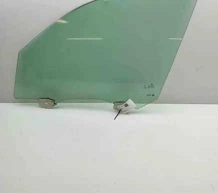 BMW X7 G07 Front door window glass four-door 8496035