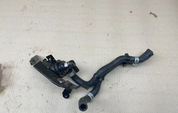 Toyota RAV 4 (XA40) Electric auxiliary coolant/water pump 0641001301