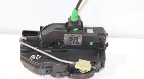Opel Insignia A Rear door lock 13503178