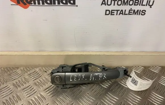 Seat Leon (1P) Front door exterior handle
