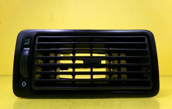 Volkswagen Golf IV Dashboard side air vent grill/cover trim 1J1815716