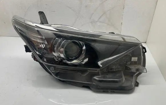 Toyota Auris E180 Headlight/headlamp 8111002K30 90070909