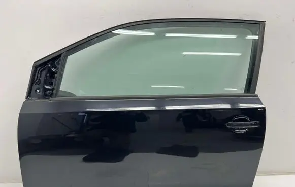 Volkswagen Up Front door