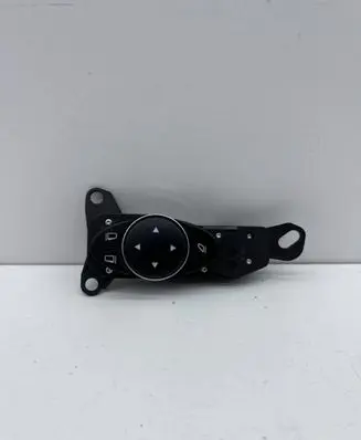 Mercedes-Benz CLS C219 Wing mirror switch 2118216079