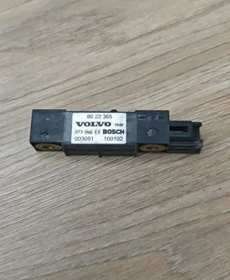 Volvo V70 Airbag deployment crash/impact sensor 8622365 003091 100102