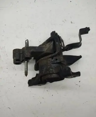 Toyota Avensis T270 Engine mount bracket 1230526080