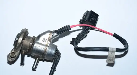 Volkswagen Crafter AdBlue injector 2N0131113C