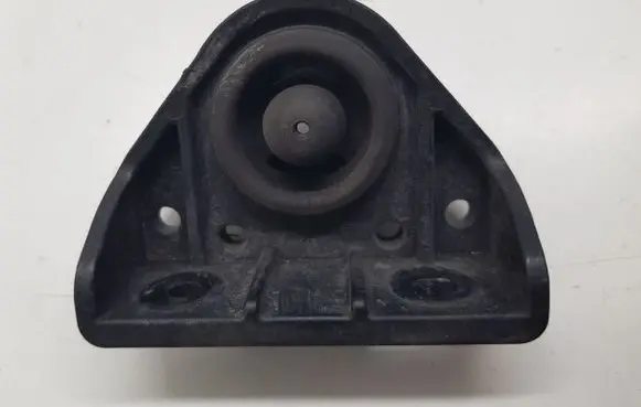 KIA Sportage Radiator mount bracket