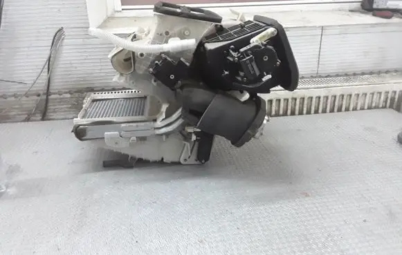 Mazda 5 Interior heater climate box assembly GA011CC64