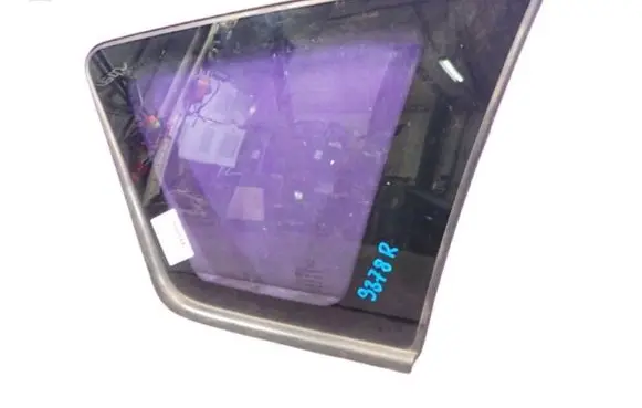 Peugeot 308 Rear side window