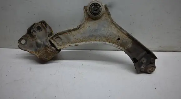 Front lower control arm/wishbone