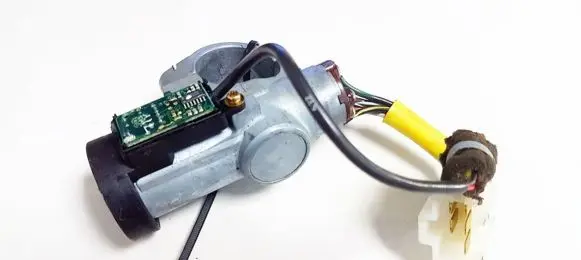 Nissan Almera Ignition lock contact 
