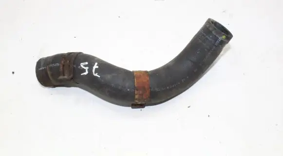 Honda CR-V Engine coolant pipe/hose