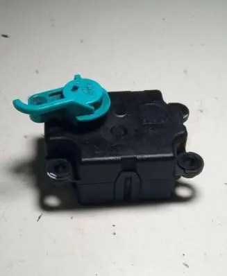 Nissan Micra Air flap motor/actuator N101482