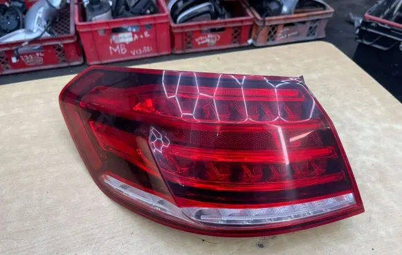 Mercedes-Benz E W212 Rear/tail lights A2129060703