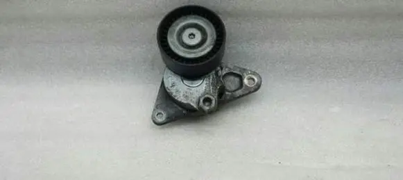 Mercedes-Benz SL R230 Generator/alternator belt tensioner A1372000270