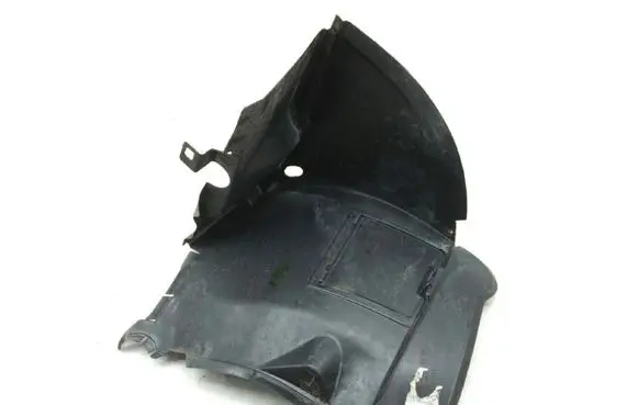 Front wheel arch liner splash guards