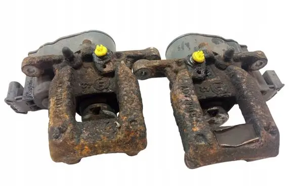 Citroen C4 Grand Picasso Front brake caliper 