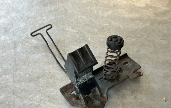 Renault Master III Engine bonnet/hood lock/catch