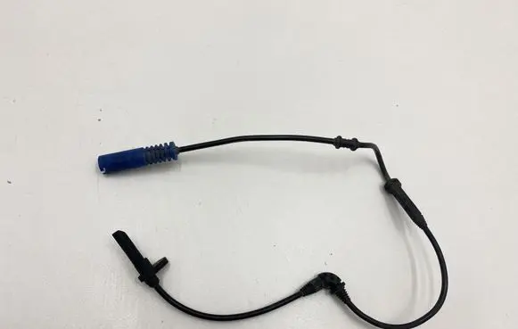 Mini One - Cooper Coupe R56 ABS brake wheel speed sensor 685150001