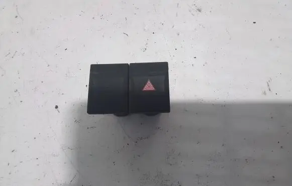 Ford Mondeo Mk III Hazard light switch 1S7T13A350CD