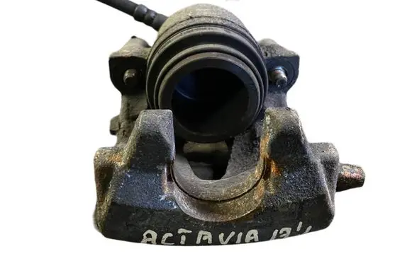 Skoda Octavia Mk3 (5E) Front brake caliper 5Q0615105