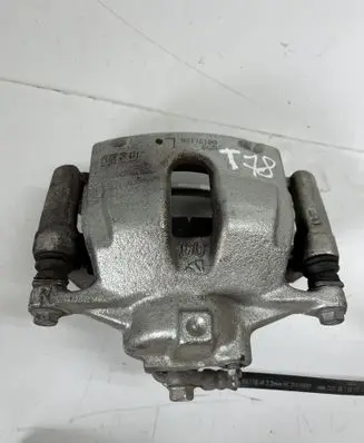 Toyota C-HR I Front brake caliper
