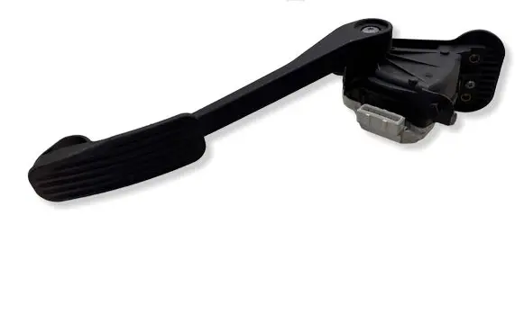 Volvo XC70 Accelerator throttle pedal 30683516