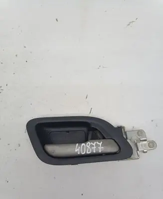 Honda FR-V Front door interior handle