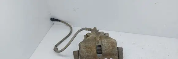 Volkswagen PASSAT B6 Front brake caliper