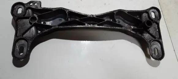 BMW 1 E81 E87 Engine mounting bracket 22316771064 22316771064-01